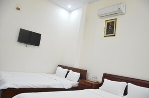 เครื่องนอนระดับพรีเมียม, เตียงเมมโมรีโฟม, โต๊ะทำงาน, Wi-Fi ฟรี
