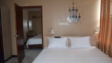 Family 2 Bedrooms | Blackout curtains, free WiFi, bed sheets