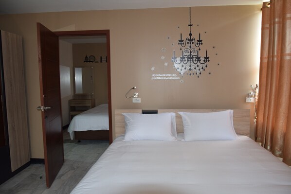 Family 2 Bedrooms | Cortinas blackout, wifi gratis y ropa de cama 