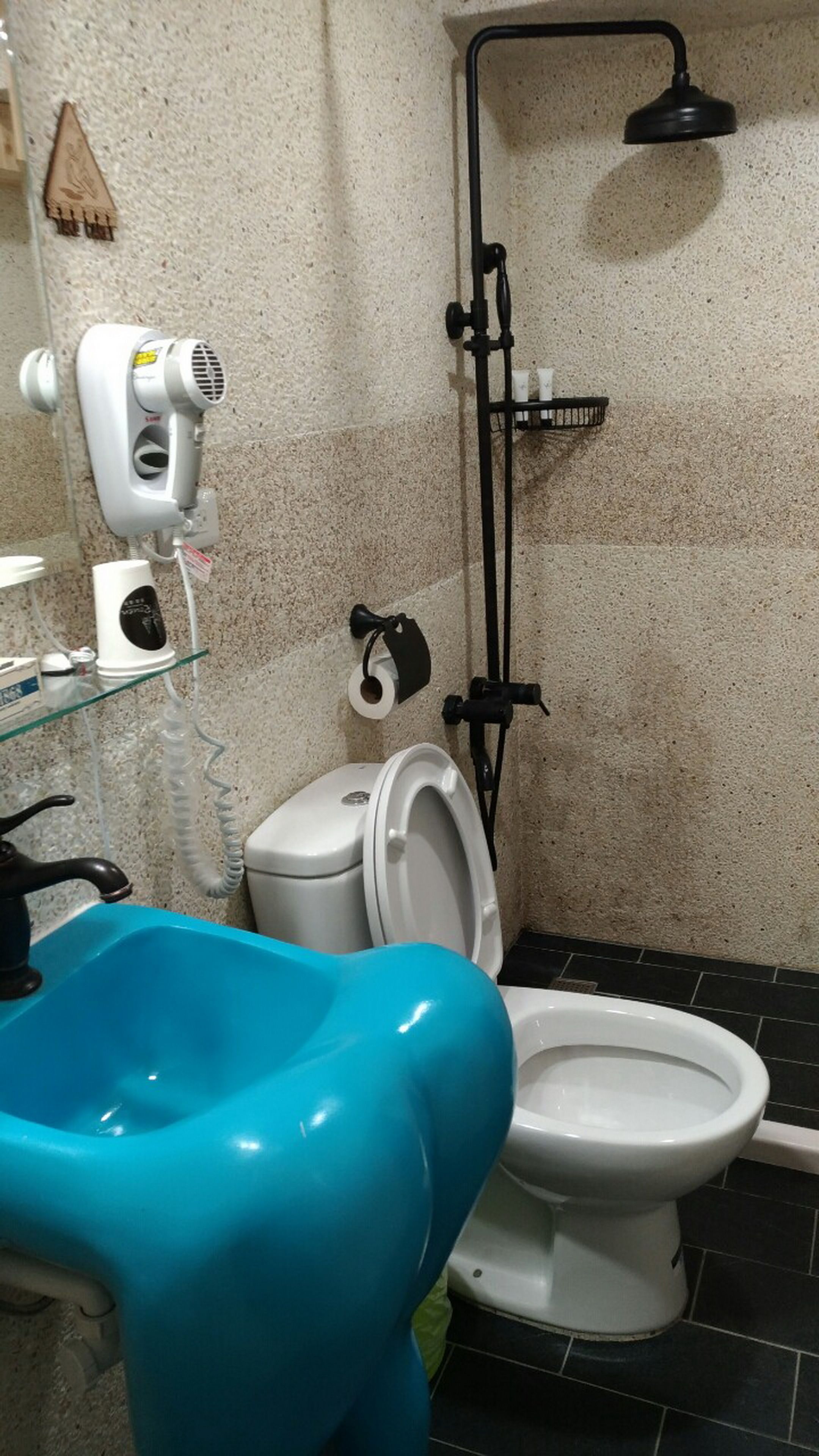 Basic Double or Twin Room, 1 Bedroom | Bathroom | Shower, free toiletries, hair dryer, slippers