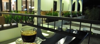 Casa de Wanea Hotel & Resto