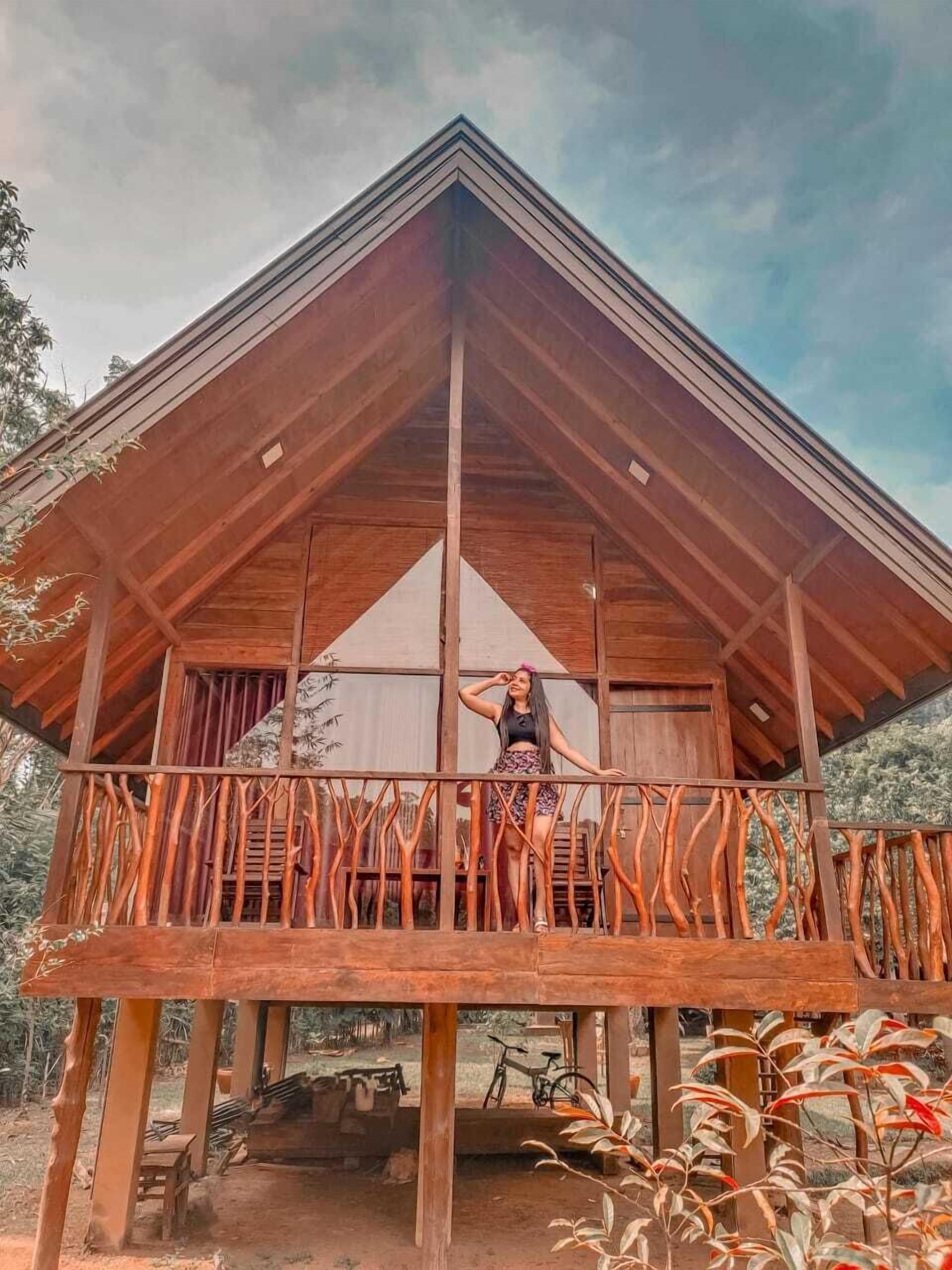 Royal Cabin, 1 Bedroom, Non Smoking, River View | Minibar, desk, soundproofing, iron/ironing board