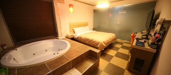 Chuncheon Myeongdong Hotel