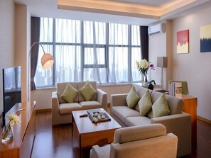 LCD TV - Oak Chateau Dalian (Dalian)