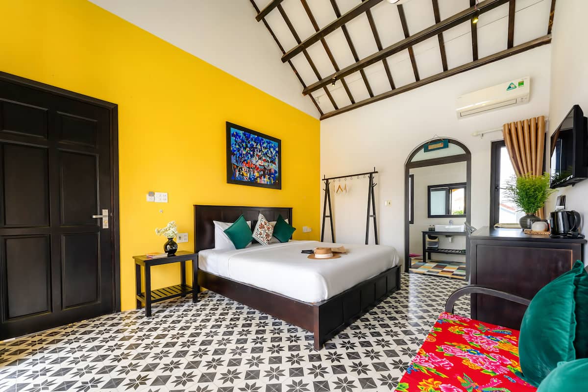 Deluxe Double Room, Pool View