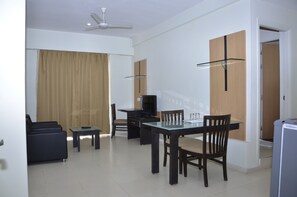 Luxury Twin Room, 1 Bedroom, Smoking, City View | Minibar, iron/ironing board, free WiFi - Zip By Spree Hinjewadi (Paud)