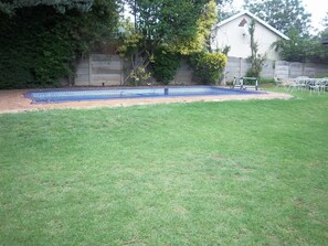 Outdoor pool, sun loungers