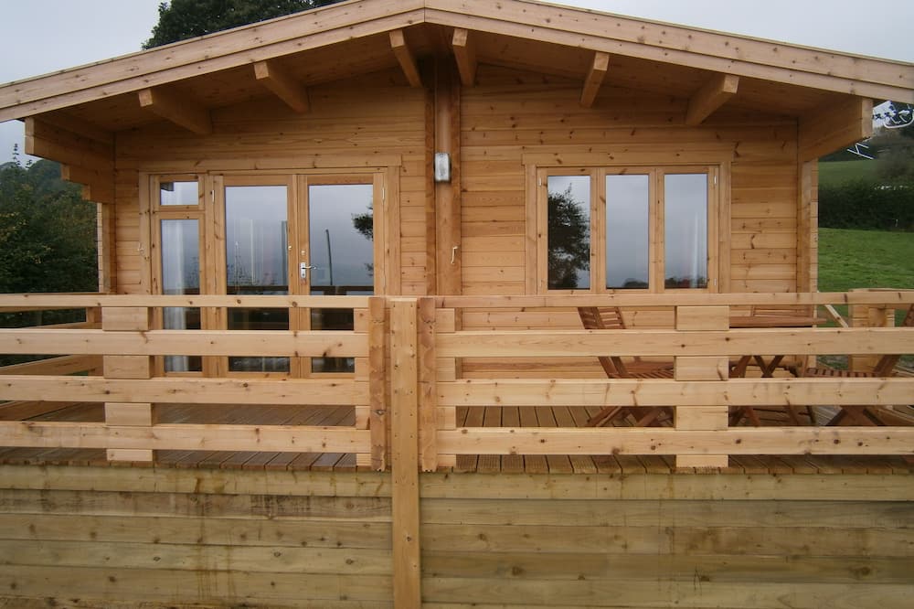 Long Mountain Centre - Betchcott