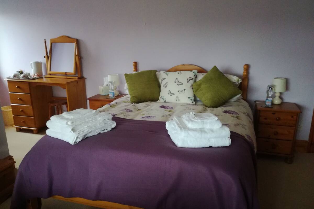 Habitación familiar | Wifi gratis y ropa de cama