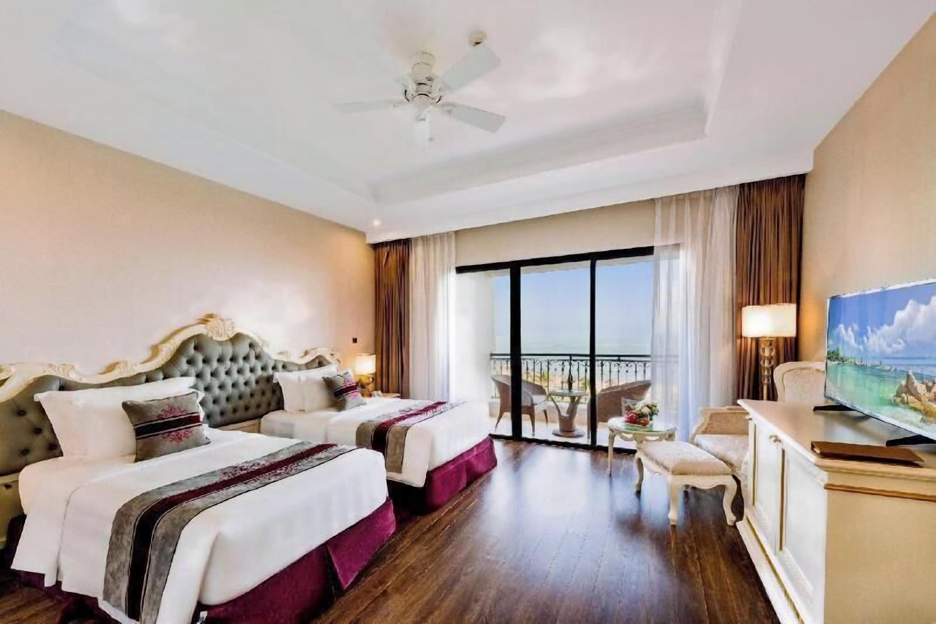Premium bedding, minibar, in-room safe, desk