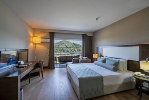 Ropa de cama de alta calidad y artículos del minibar gratis