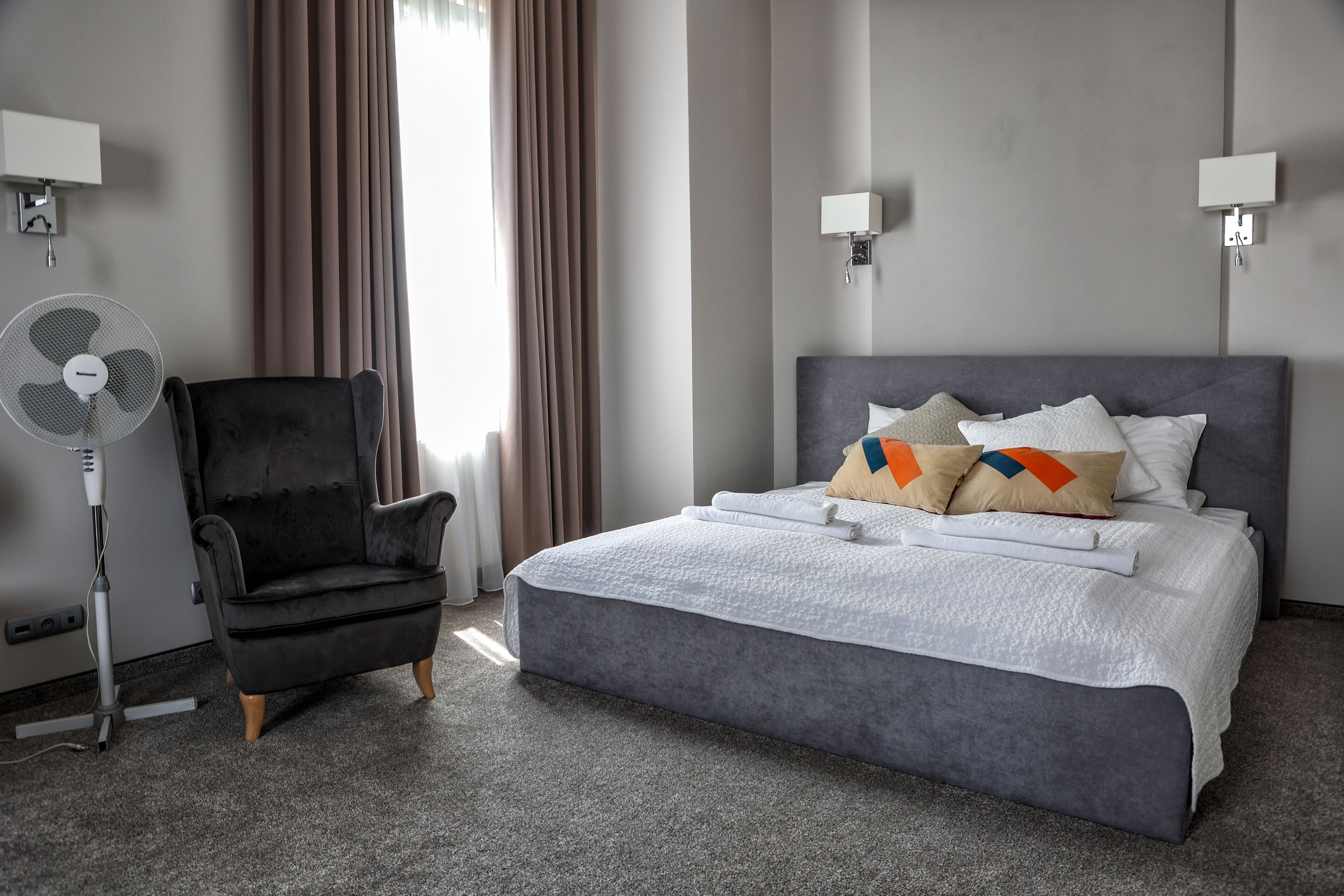 apartment, 1 bedroom, bathtub | desk, soundproofing, iron/ironing board, free cots/infant beds