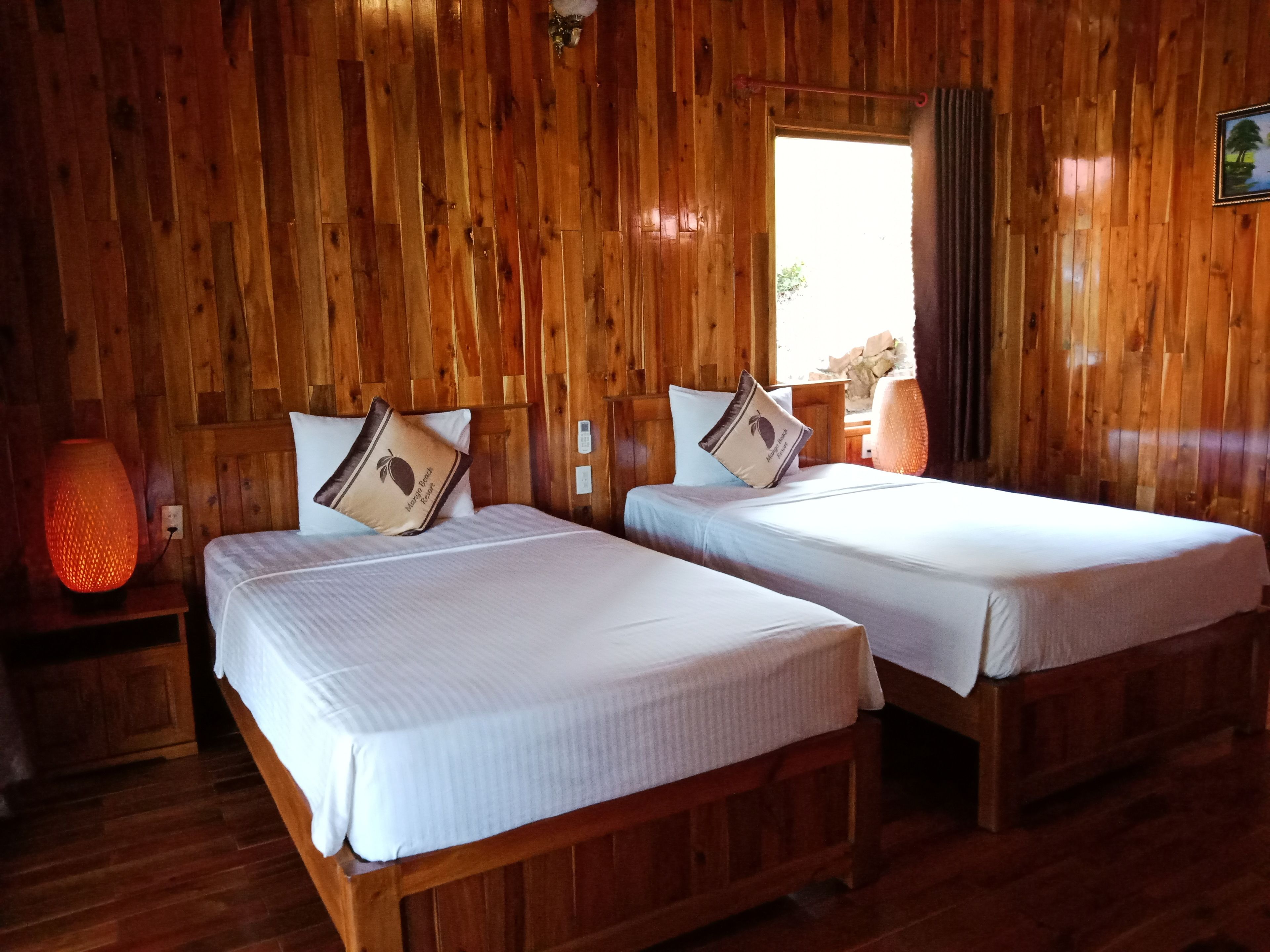 deluxe bungalow | 1 bedroom, minibar, in-room safe, desk