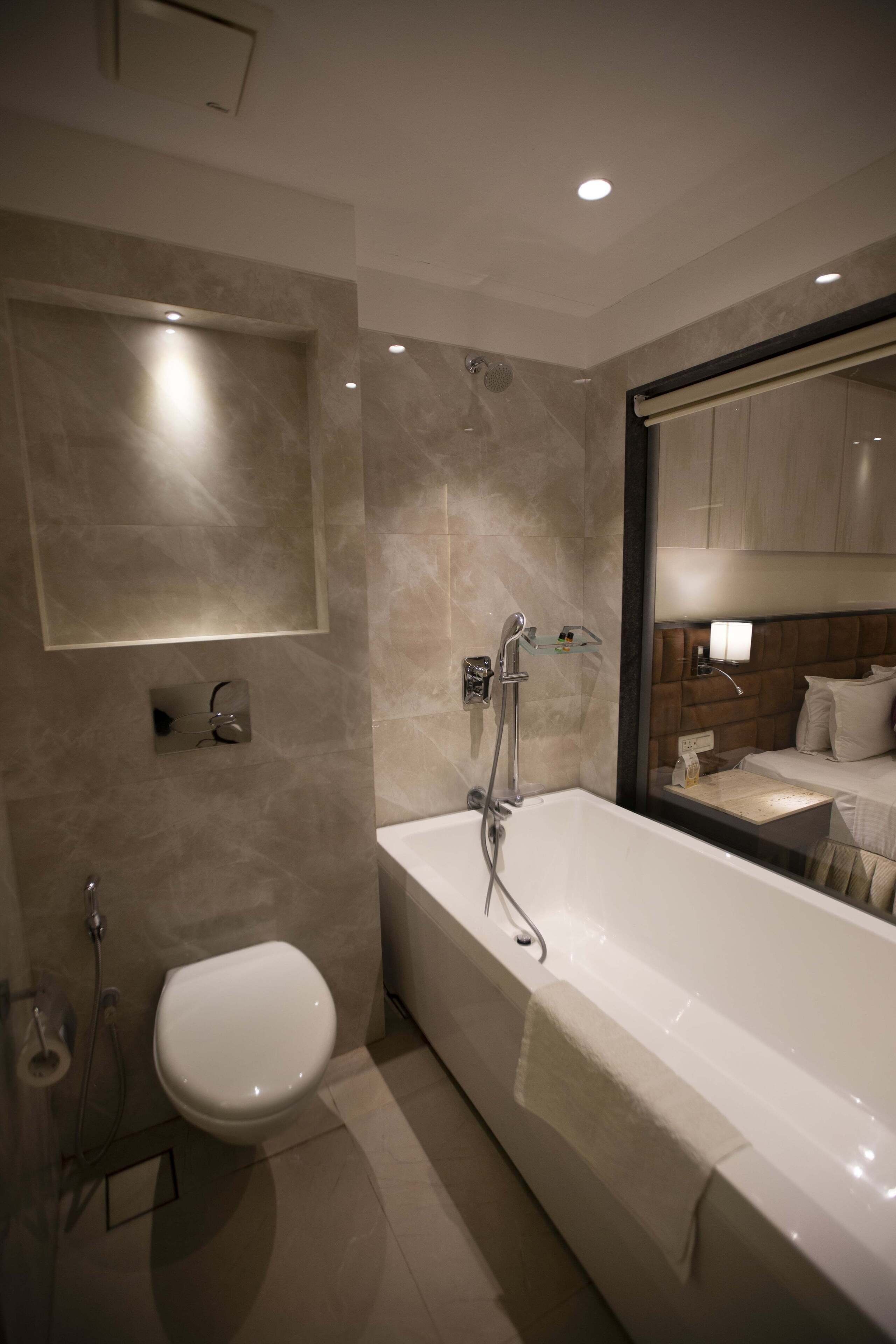 Luxury Premium Room | Bathroom