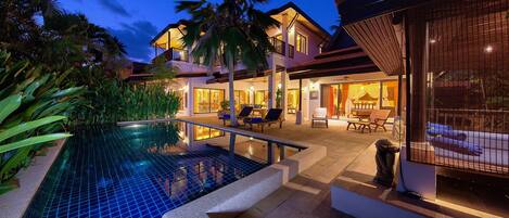 3 Bedrooms Private Pool Villa | Terrasse/Patio