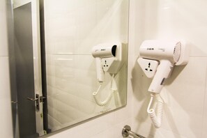 Shower, free toiletries, hair dryer, bathrobes