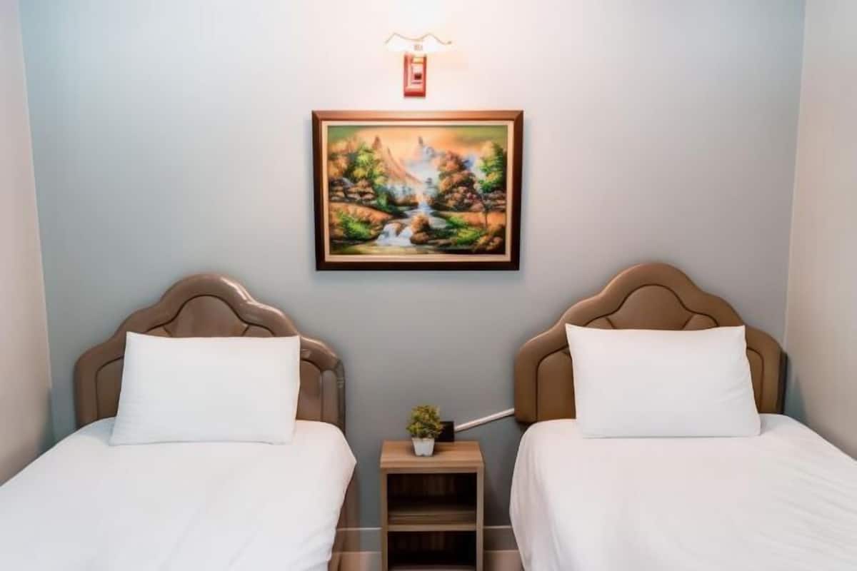 Minibar, Schreibtisch, Verdunkelungsvorhänge, kostenloses WLAN