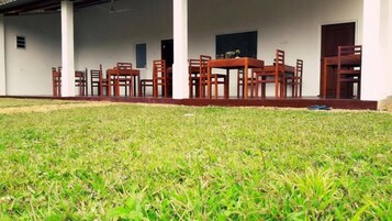 Área de parrillas y picnic