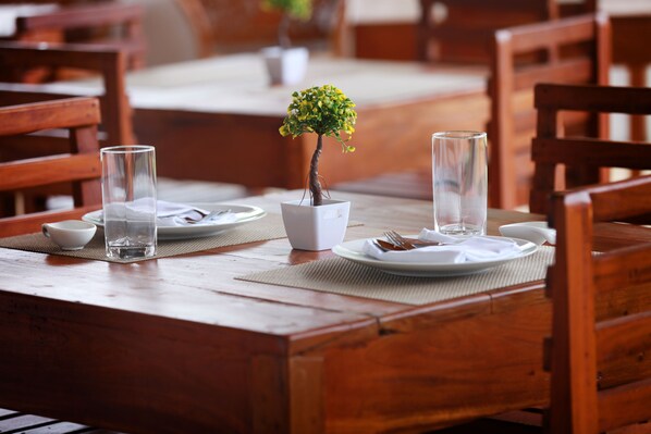 Dining - Sinharaja Forest Sanctuary Hotel (Deniyaya)