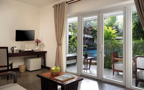 Honeymoon Suite with Balcony Pool View | Room amenity - Indra Angkor Residence (Siem Reap)