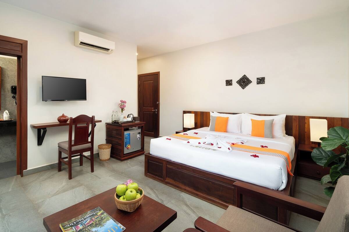 Studio Double With Balcony - Free Pick Up | Room amenity