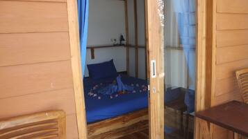 In-room safe, free WiFi