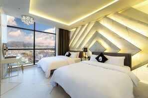 Designers Suite A (Railway View)