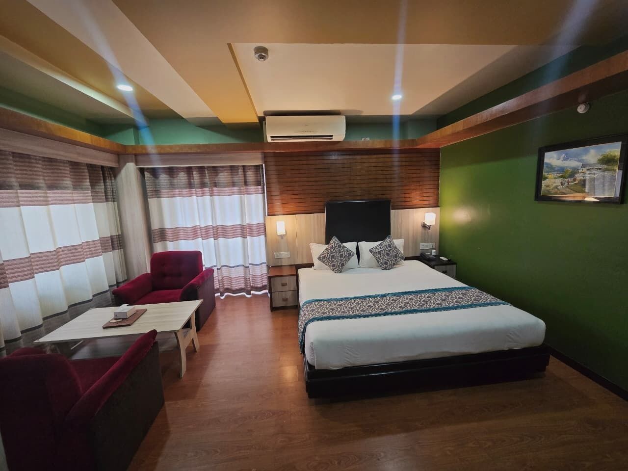 Habitació estàndard | 1 dormitori, caixa forta a l'habitació, escriptori i llits addicionals 