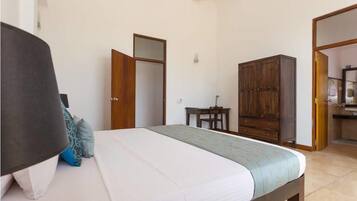 1 bedroom, desk, iron/ironing board, free WiFi