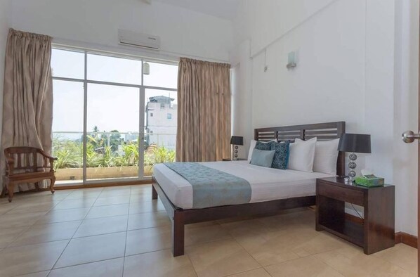 1 bedroom, desk, iron/ironing board, free WiFi