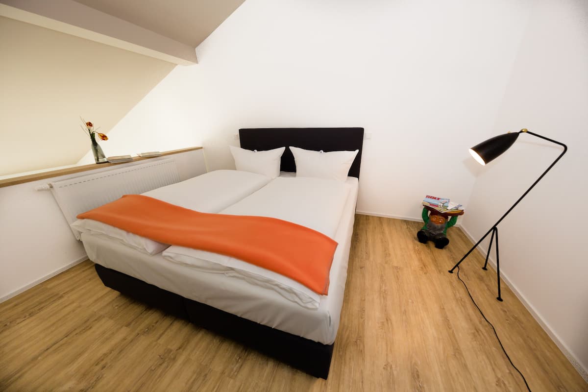 classic studio, 1 bedroom | desk, blackout curtains, soundproofing, iron/ironing board