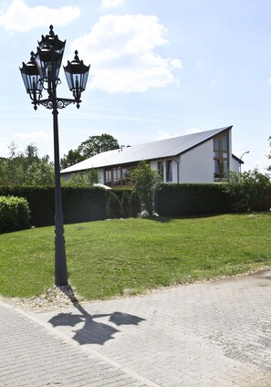 Property grounds - Country Inn Hotel Phöben (Werder (Havel))