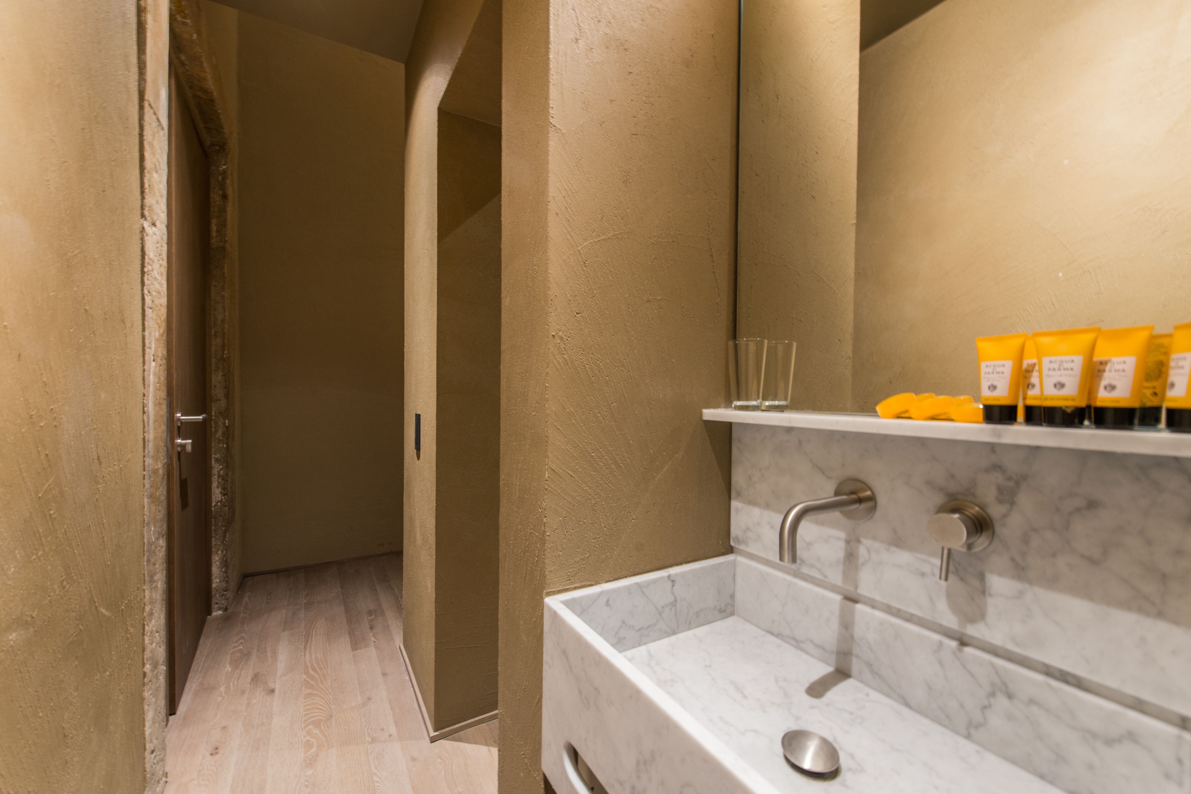 shower, free toiletries, slippers, bidet