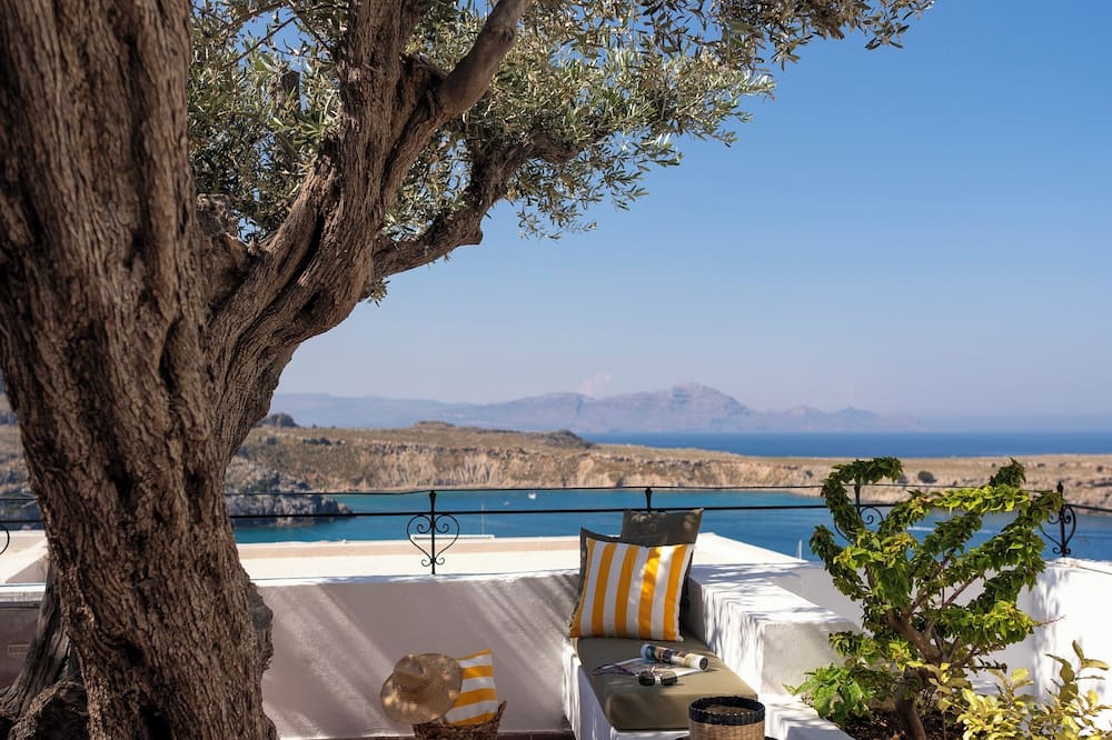 Maris Lindos, Suites and Apartments