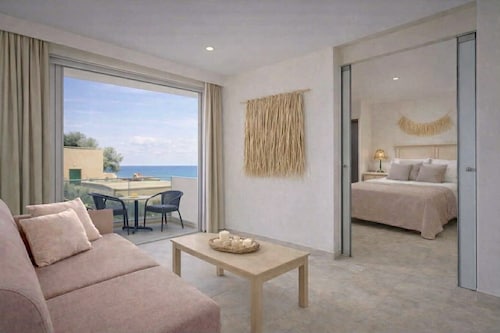 Mila Sissi Bay Hotel