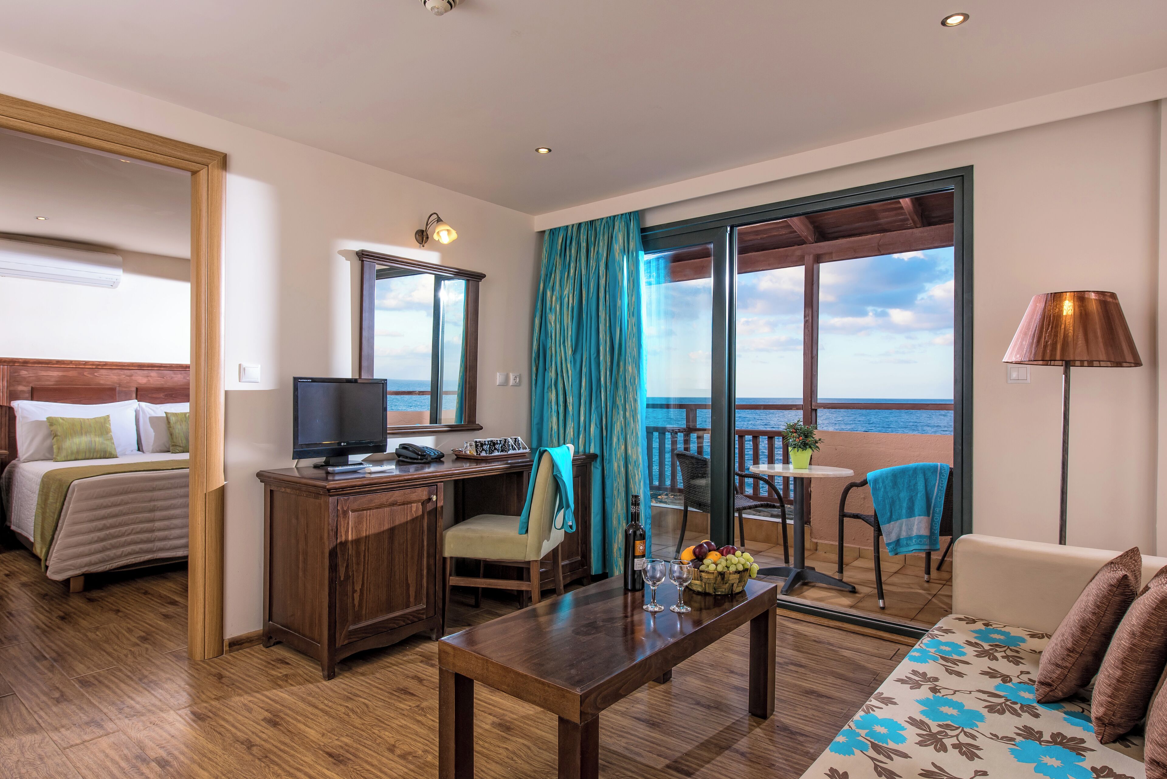 Minibar, soundproofing, free cots/infant beds, free WiFi