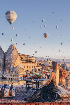 Breakfast, lunch, dinner served; Turkish cuisine - Sultan Cave Suites (Nevsehir)