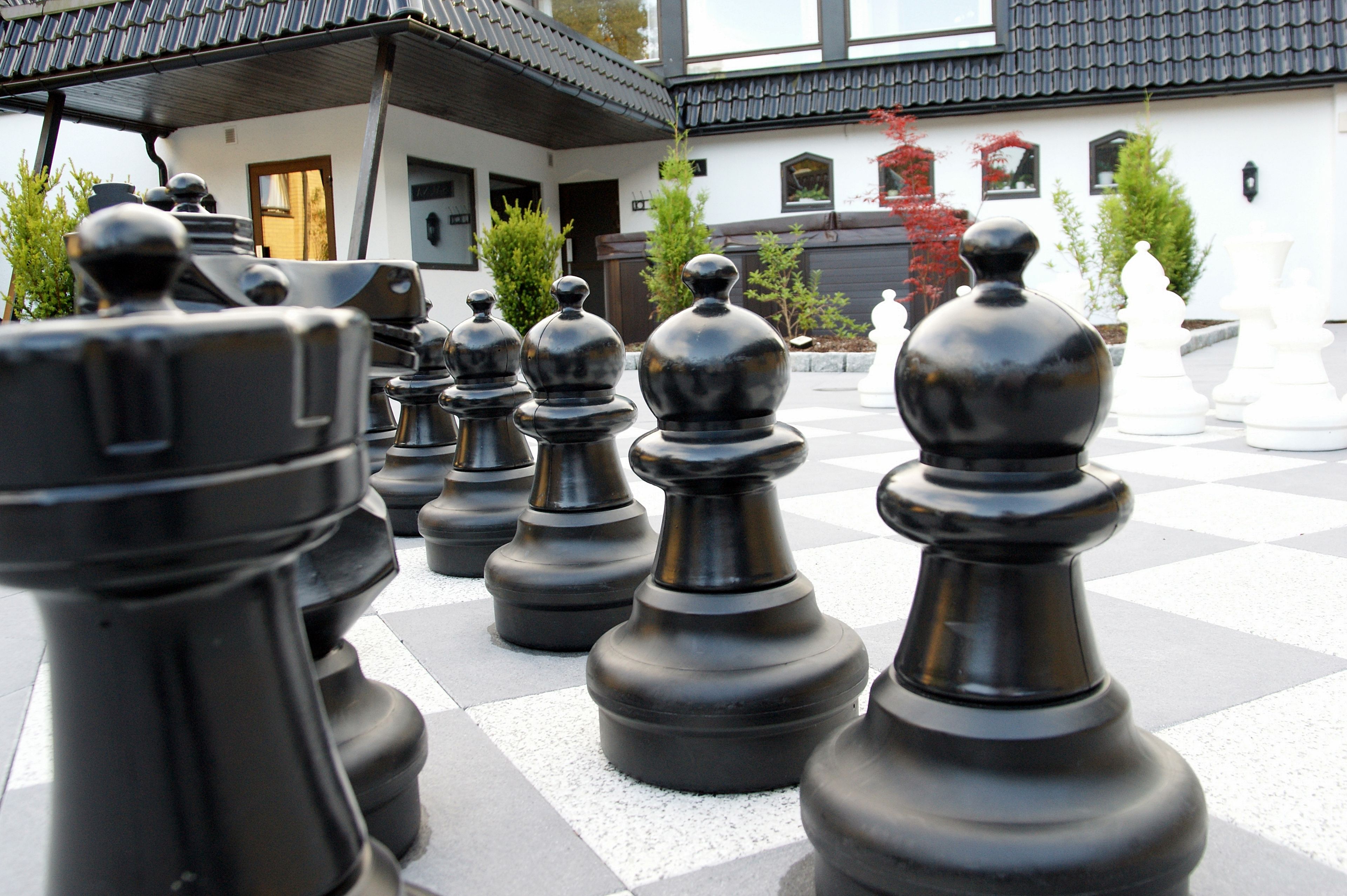 children’s play area – outdoor