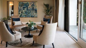 Signature Suite | 1 bedroom, down comforters, pillowtop beds, minibar