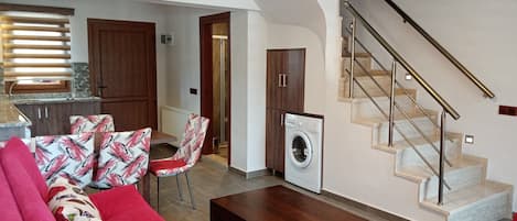 1 bedroom, Egyptian cotton sheets, premium bedding, minibar