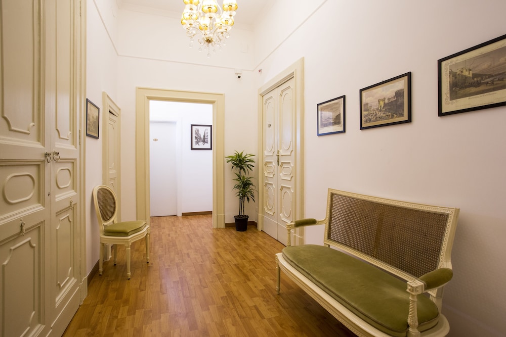 Napoli Class B & B by null