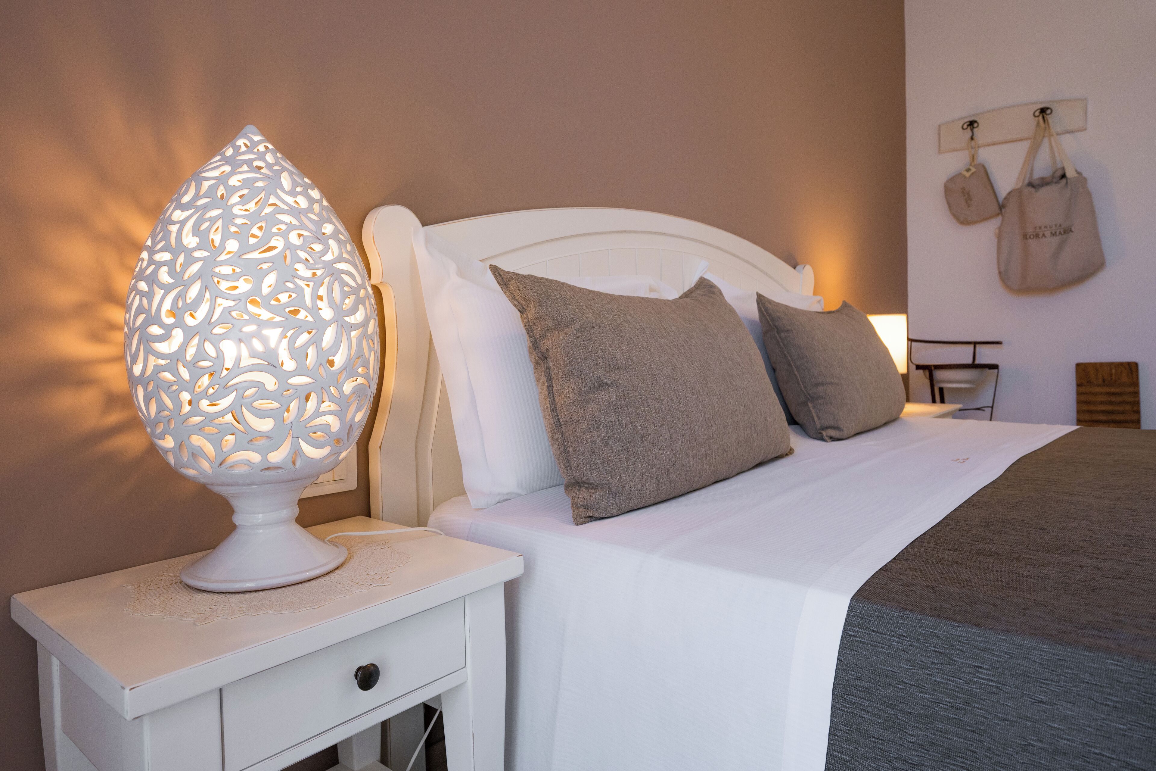 Chambre Double Supérieure, 1 très grand lit, vue jardin