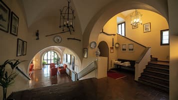 Télévision à écran plat