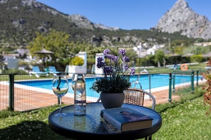 Flat-screen TV - Hotel Villa de Grazalema (Grazalema)