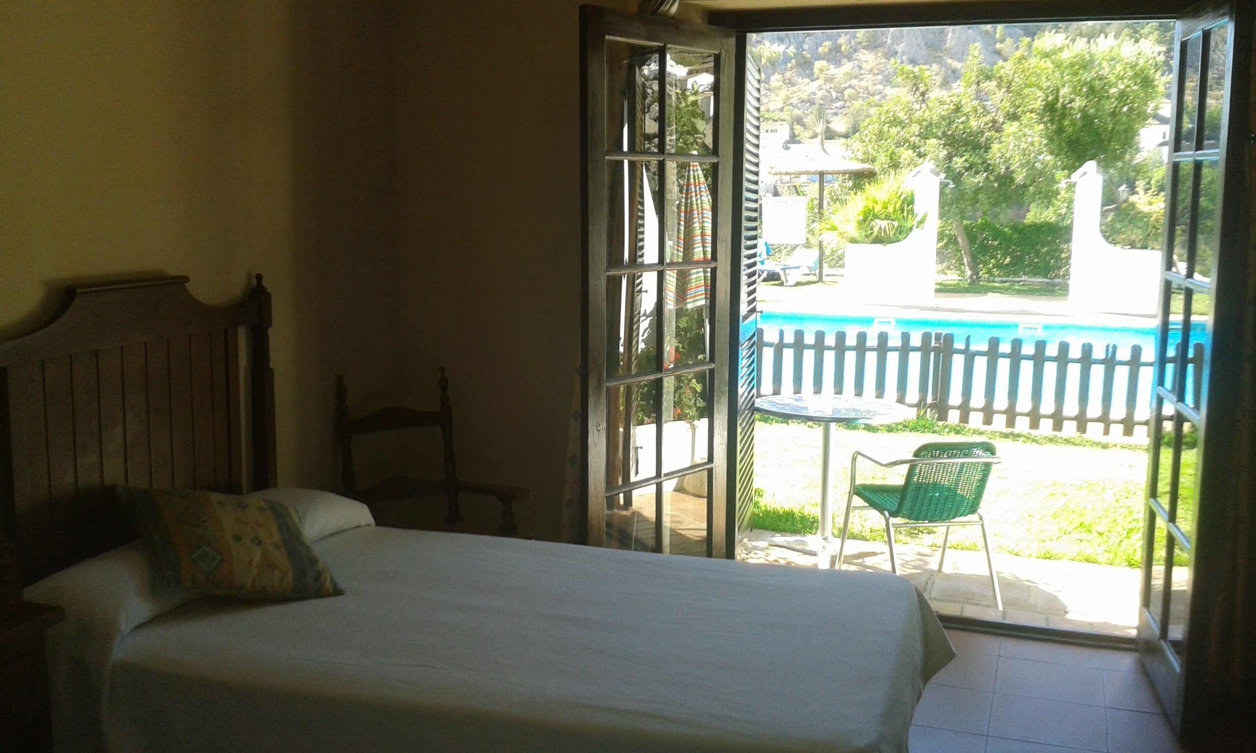 Desk, blackout curtains, free WiFi, bed sheets
