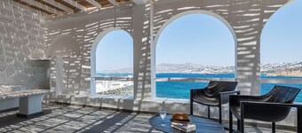 Dreambox Mykonos Suites and Mini Villas