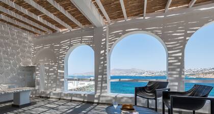 Dreambox Mykonos Suites and Mini Villas