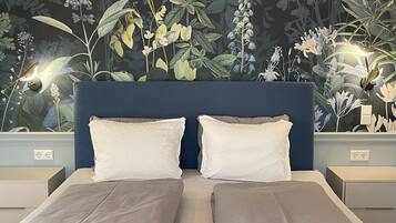 Deluxe-Doppelbettzimmer | Hochwertige Bettwaren, Daunenbettdecken, Minibar, Zimmersafe