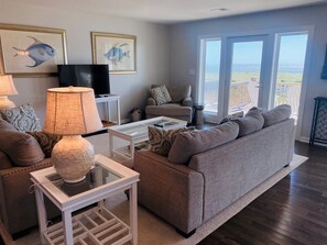 Ferienhaus, 4 Schlafzimmer | Wohnbereich | Fernseher