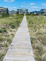 House, 4 Bedrooms | Property grounds